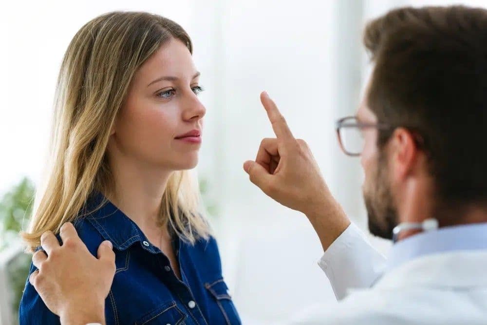 EMDR Therapy: How It Works, Benefits, Effectiveness, Risks and What to Expect